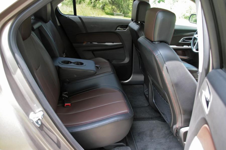  Chevrolet Equinox 2010 года  (фото 22 из 56)